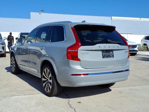 Used 2024 Volvo XC90 B5 Core w/ Protection Package Premier image 5