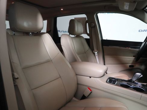 Used 2021 Jeep Grand Cherokee Limited w/ Luxury Group II AWD/4WD image 20