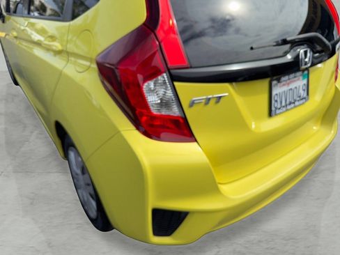Used 2015 Honda Fit LX image 22