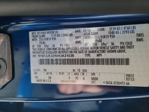 Used 2017 Ford Escape Titanium AWD/4WD image 33