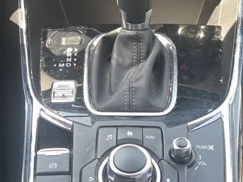 Used 2018 MAZDA CX-9 Touring AWD/4WD image 30