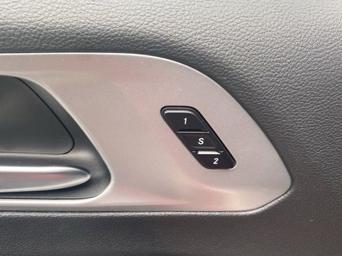 New 2026 Chrysler Pacifica Limited w/ S Appearance Package image 14