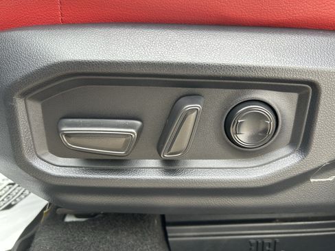 Certified 2022 Toyota Tundra TRD Pro AWD/4WD image 13