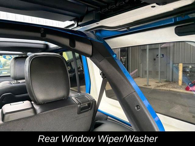 Certified 2024 Jeep Wrangler Unlimited Sahara w/ Technology Group AWD/4WD image 42