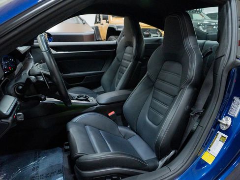 Used 2022 Porsche 911 Turbo image 20