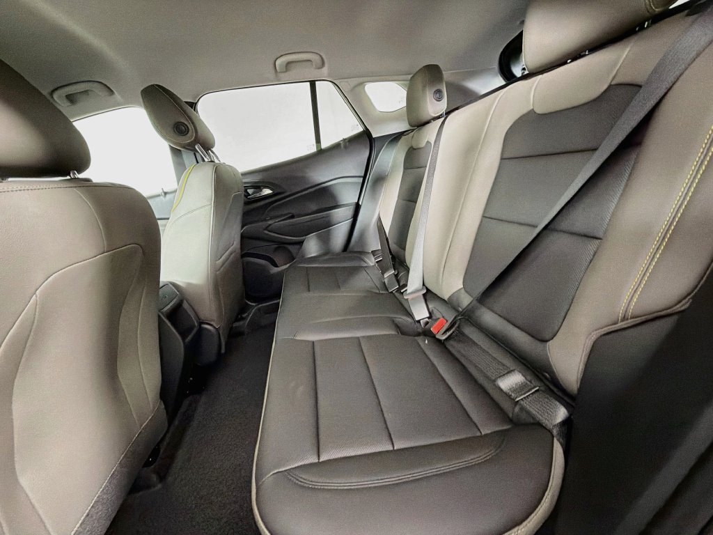 New 2026 Chevrolet Trax ACTIV w/ Driver Confidence Package FWD image 18