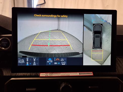 New 2025 Toyota 4Runner 4WD image 14