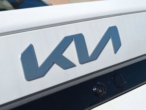 New 2025 Kia K4 EX image 29