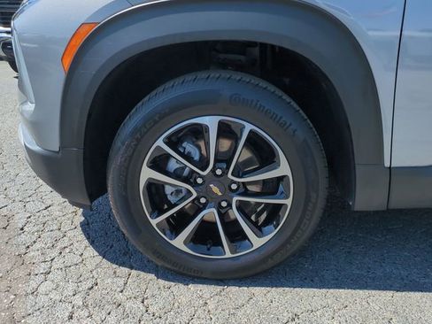 Used 2025 Chevrolet TrailBlazer LT AWD/4WD image 10