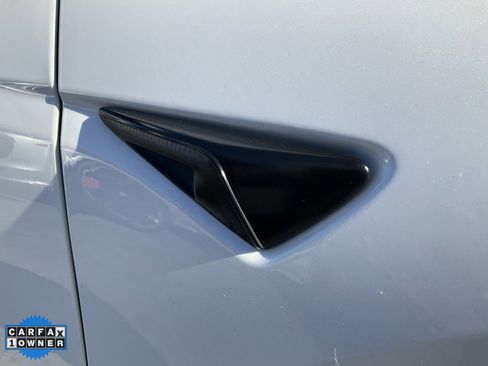 Used 2022 Tesla Model Y Performance image 78