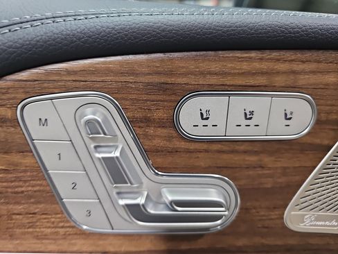 Certified 2026 Mercedes-Benz GLS 450 4MATIC image 32