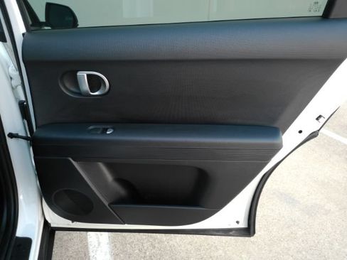 Used 2022 Hyundai Ioniq 5 SE w/ Cargo Package RWD image 22
