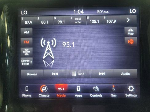 Used 2021 RAM 1500 Laramie RWD image 25