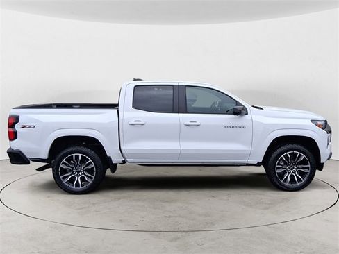 Certified 2025 Chevrolet Colorado Z71 w/ Technology Package image 6
