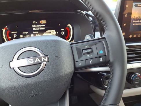 New 2026 Nissan Pathfinder SL FWD image 11
