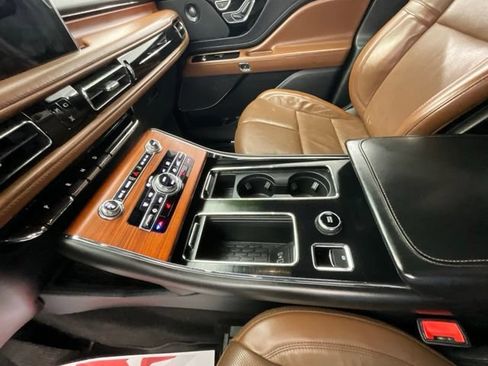 Used 2020 Lincoln Aviator Reserve w/ Class IV Trailer Tow Package AWD/4WD image 24