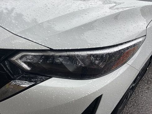 Used 2025 Nissan Sentra SV w/ All-Weather Package image 10