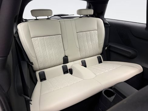 Used 2025 MINI Cooper S image 18