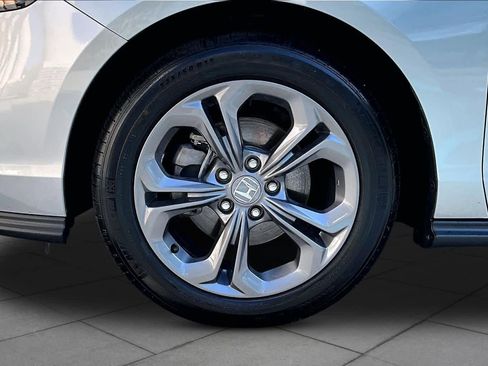 Used 2024 Honda Accord EX image 11