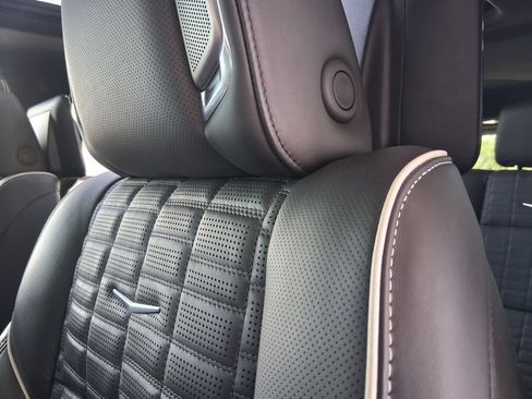 Used 2026 Cadillac Escalade Platinum Sport w/ LPO, Floor Liner Package RWD image 21