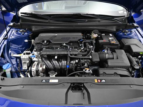 New 2026 Hyundai Elantra Limited image 21