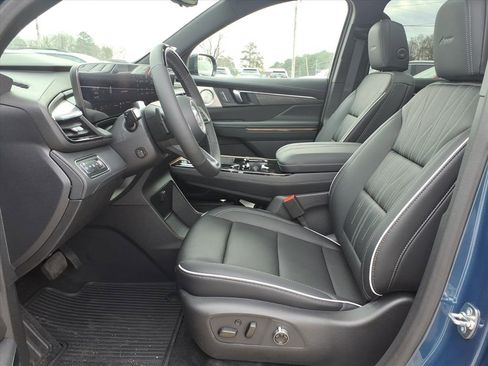 New 2026 Buick Enclave Avenir w/ Super Cruise Package image 11