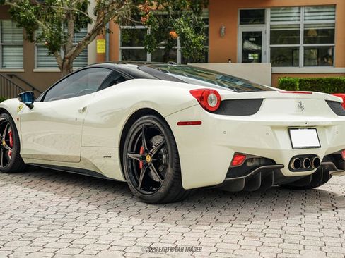 Used 2012 Ferrari 458 Italia Coupe RWD image 4