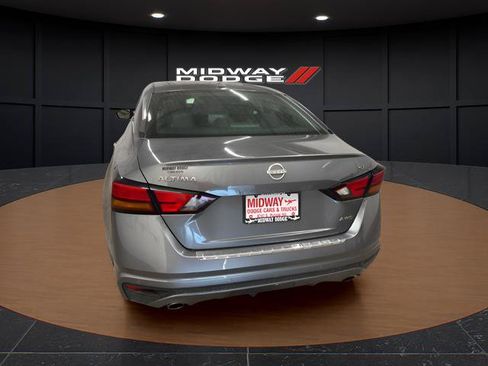 Used 2023 Nissan Altima 2.5 SL AWD/4WD image 6