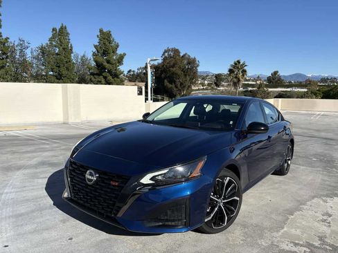 Used 2024 Nissan Altima 2.5 SR image 4