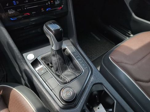 Used 2024 Volkswagen Tiguan SEL R-Line AWD/4WD image 20