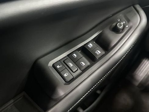 Used 2024 Jeep Grand Cherokee Limited w/ Trailer Tow Package image 16