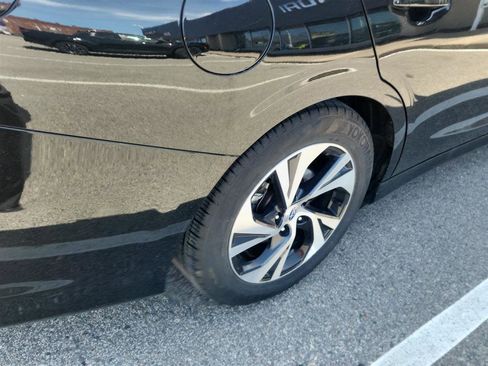 Used 2023 Subaru Legacy Premium image 5