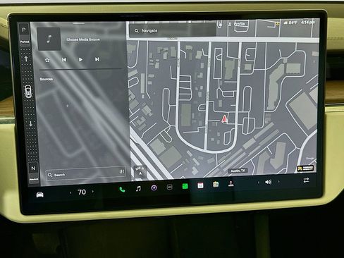 Used 2022 Tesla Model X AWD/4WD image 13