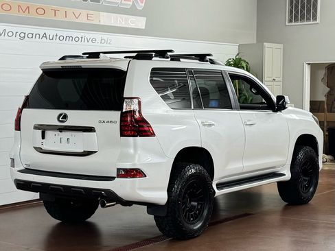 Used 2022 Lexus GX 460 image 3
