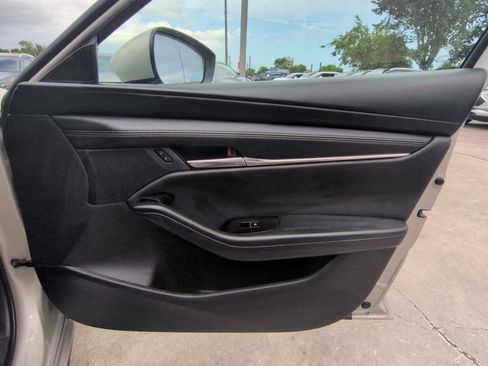 Used 2025 MAZDA MAZDA3 s FWD image 32