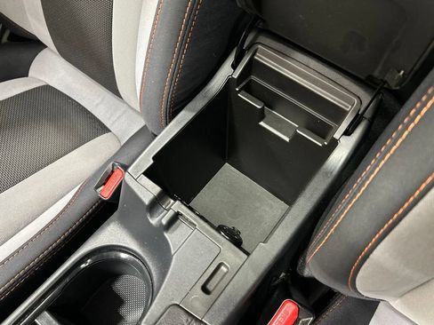 Used 2019 Subaru Crosstrek 2.0i Premium w/ Moonroof Package AWD/4WD image 24