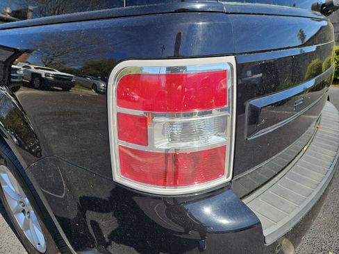 Used 2019 Ford Flex SE image 33