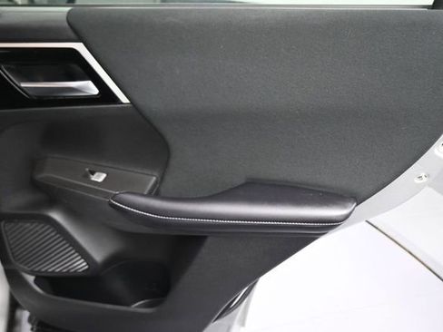 Used 2022 Mitsubishi Outlander ES AWD/4WD image 23