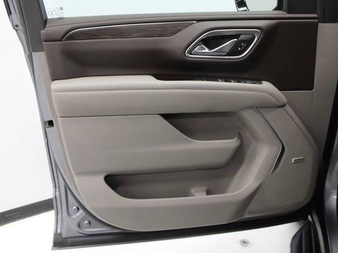 Used 2021 Chevrolet Tahoe LT image 16