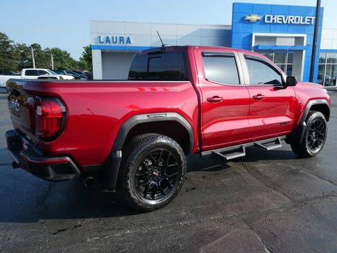 Used 2026 GMC Canyon AT4 w/ Technology Plus Package AWD/4WD image 5