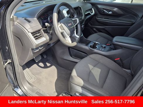 Used 2023 GMC Terrain SLE w/ Driver Convenience Package AWD/4WD image 17