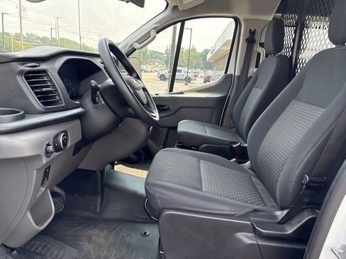 Used 2024 Ford Transit 250 Low Roof w/ Exterior Upgrade Package image 15