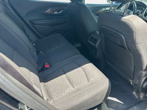 Used 2020 GMC Terrain SLE w/ Driver Convenience Package AWD/4WD image 29