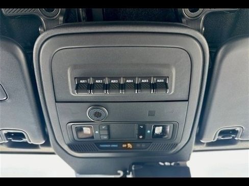 New 2024 Ford Bronco Outer Banks w/ Sasquatch Package image 20