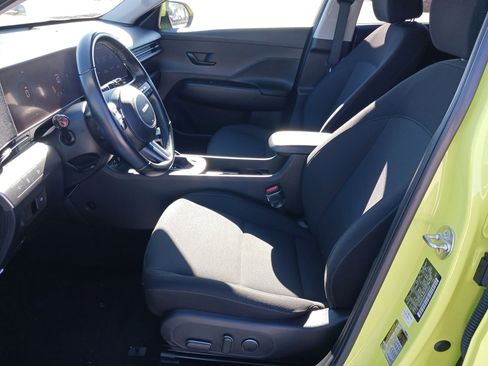 Used 2024 Hyundai Kona SEL image 16