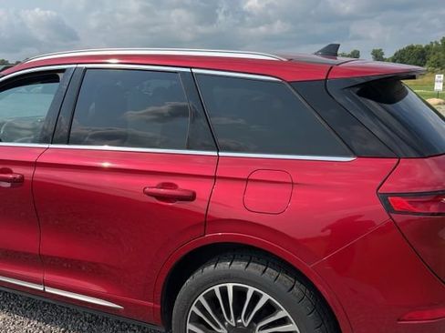 Used 2021 Lincoln Corsair AWD w/ Sport Package image 6
