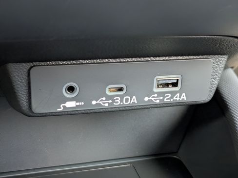 Used 2026 Subaru Forester Premium AWD/4WD image 21