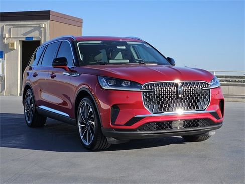 New 2026 Lincoln Aviator Reserve image 3