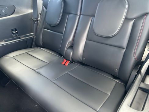 New 2026 Ford Explorer ST-Line RWD image 31