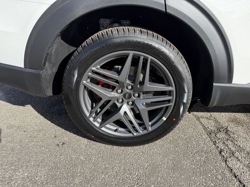 New 2026 Ford Explorer ST-Line w/ ST-Line Street Pack image 34